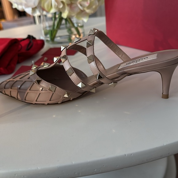 NIB Valentino Leather Rockstud Mules - Picture 6 of 12